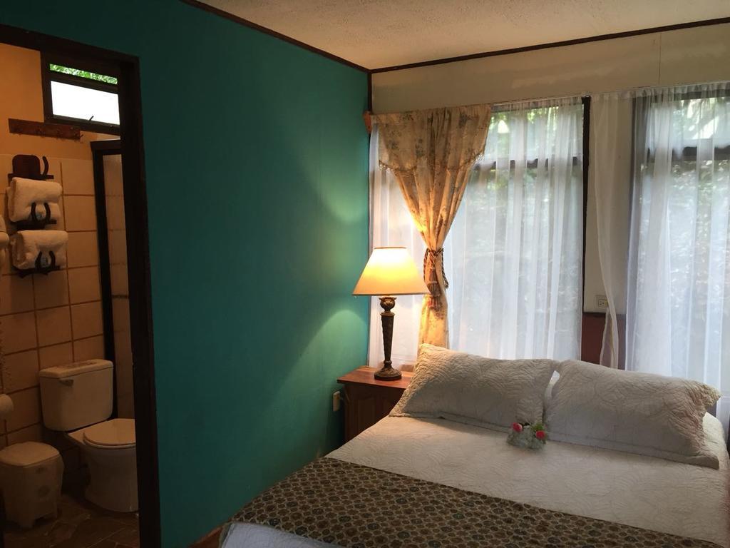 Hotel Los Jardines De Monteverde ภายนอก รูปภาพ